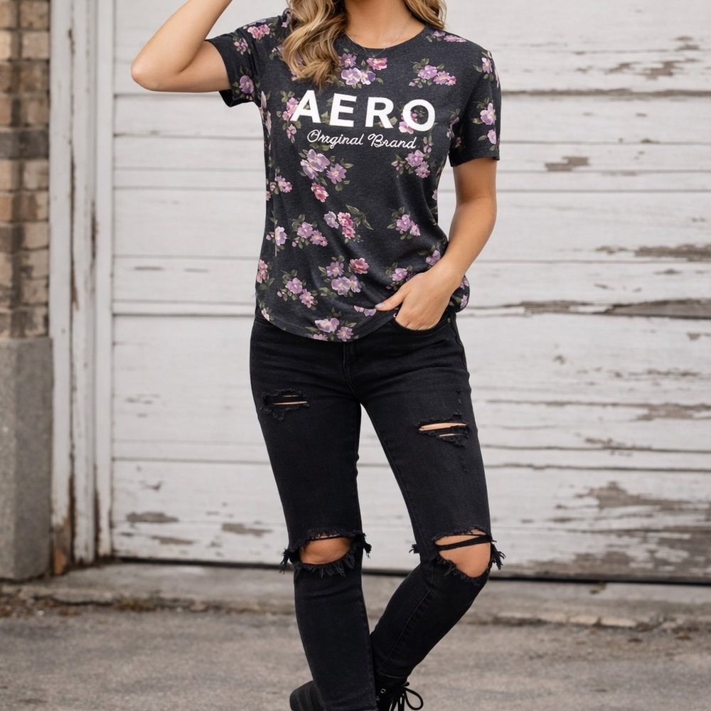 Aeropostale Floral Logo Graphic Tee Y2K Style Size Large